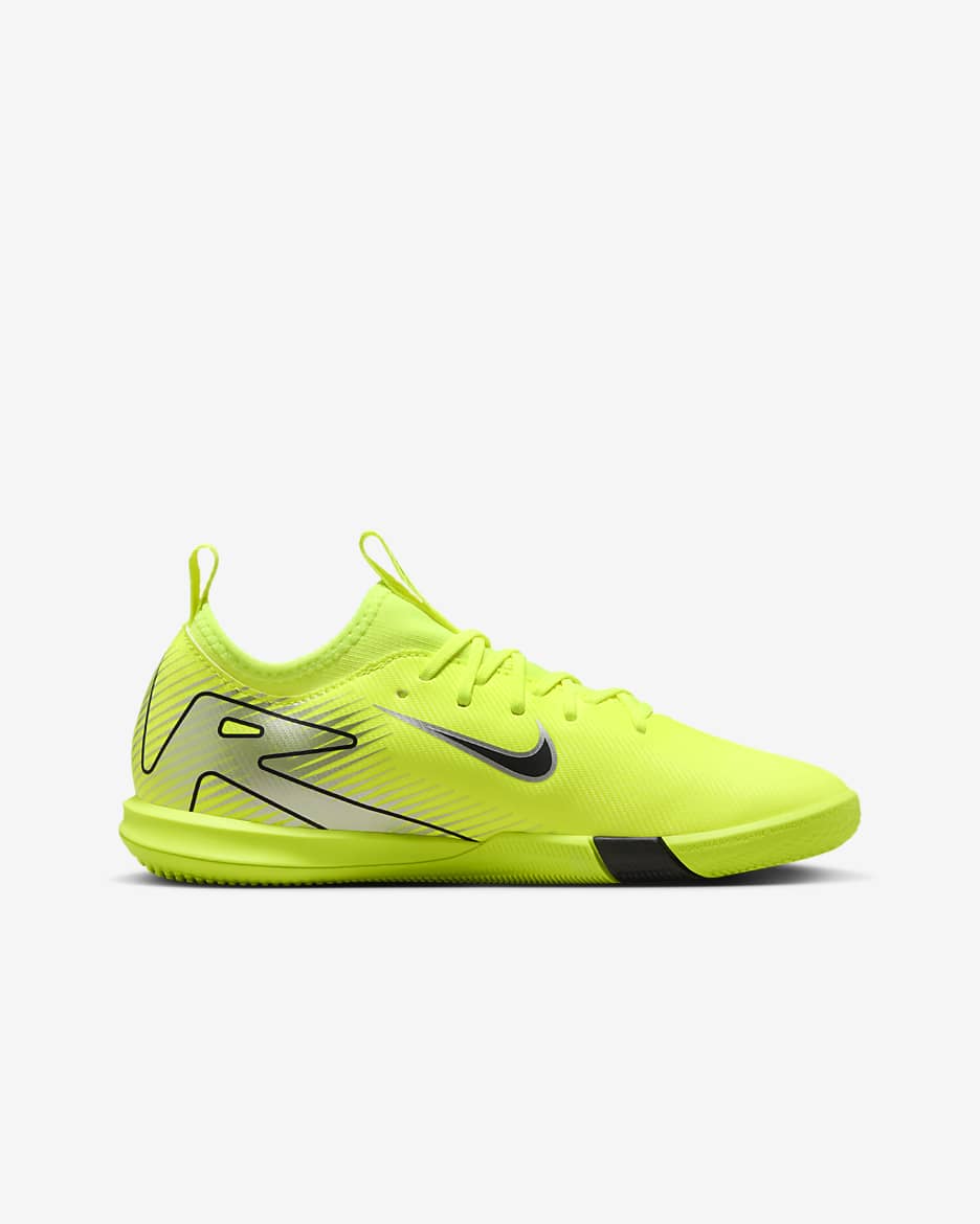 Nike Jr. Mercurial Vapor 16 Academy IC alacsony szárú futballcipő gyerekeknek/nagyobb gyerekeknek - Volt/Fekete