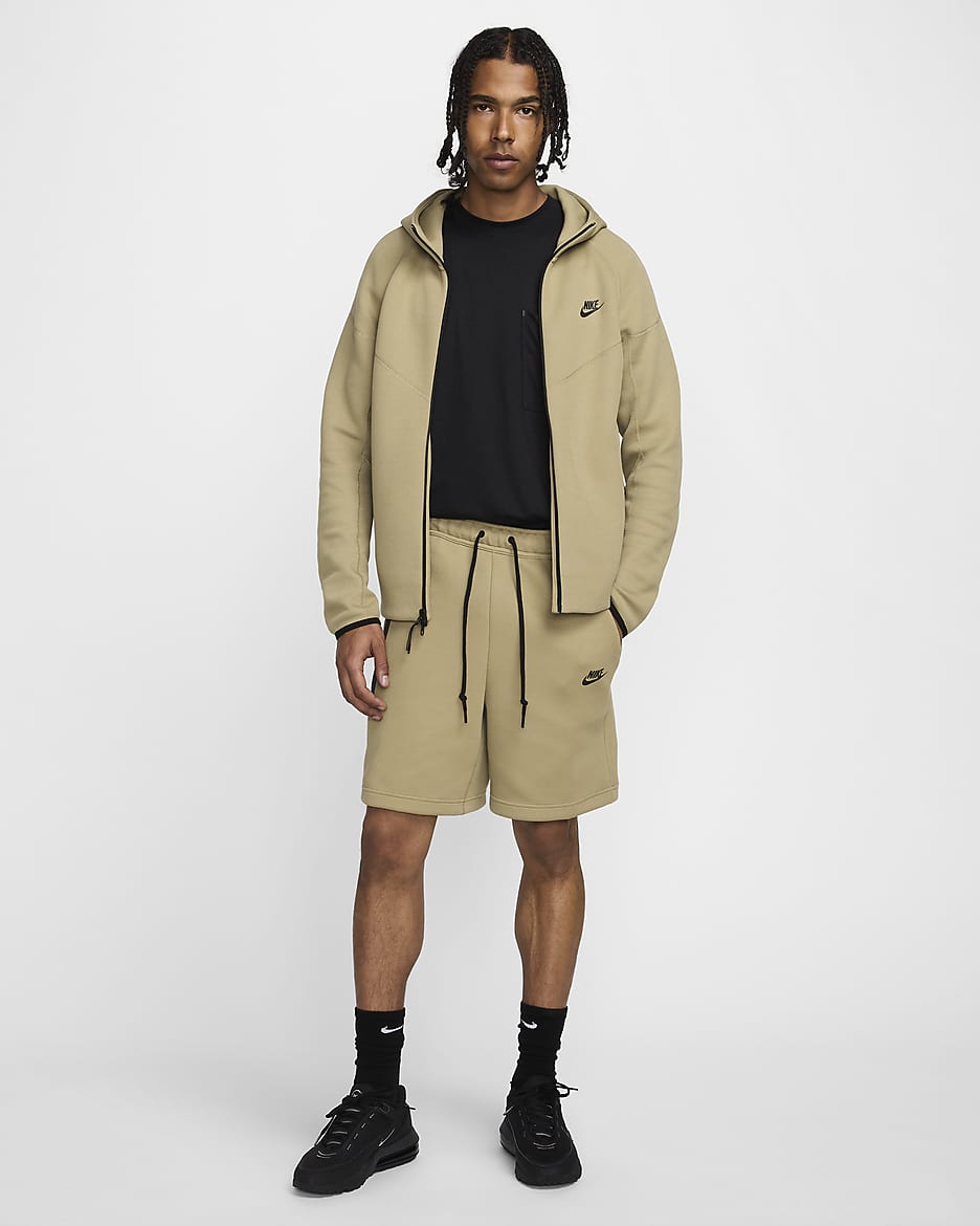 Nike Sportswear Tech Fleece Herrenshorts - Neutral Olive/Schwarz