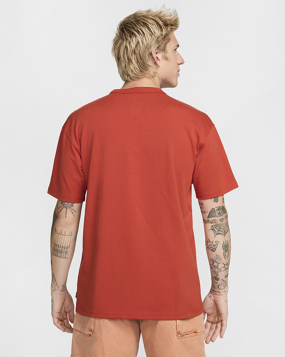 Tee-shirt Nike Sportswear Premium Essentials pour Homme - Dragon Red