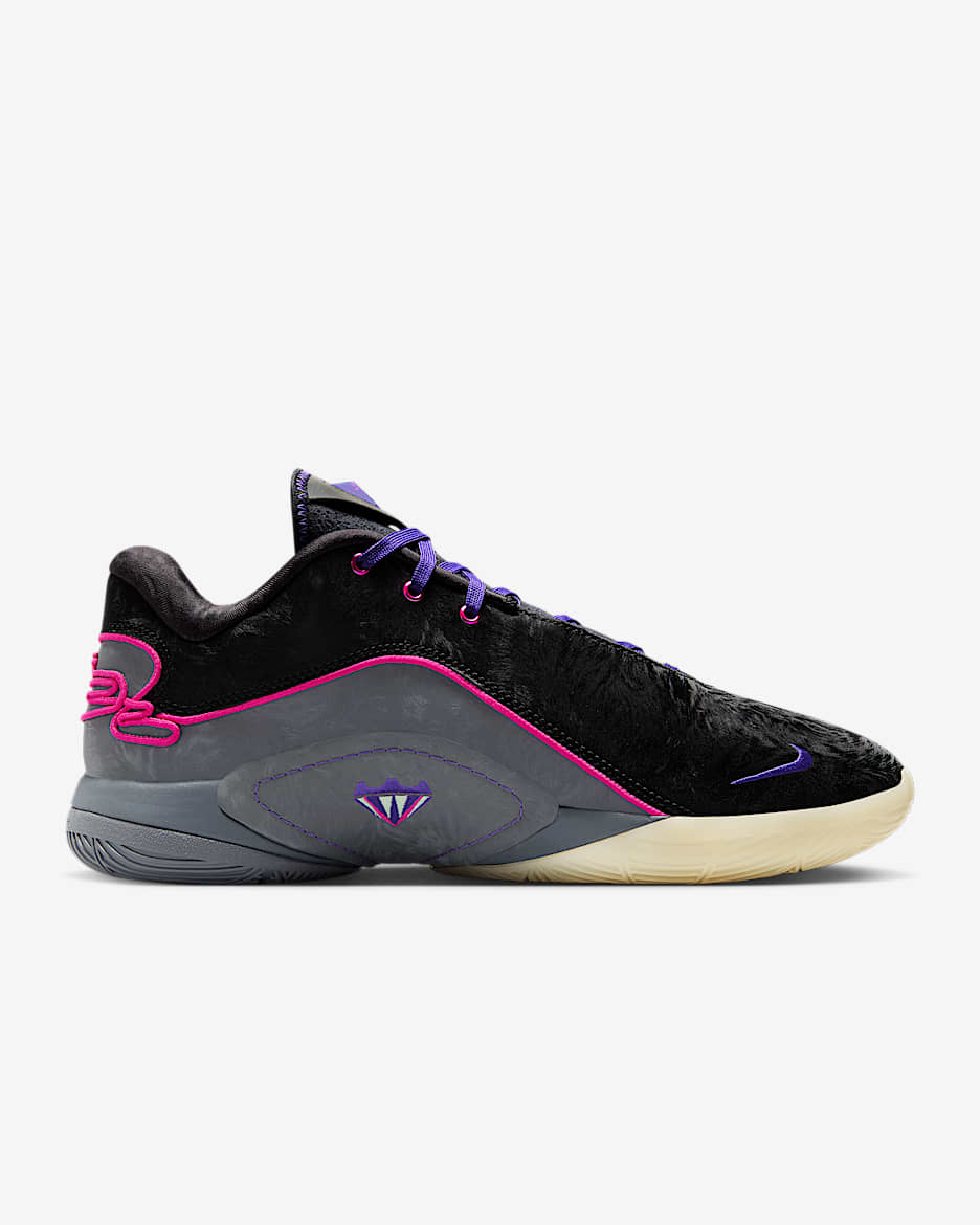 LeBron XXII "Tunnel Vision" Basketball Shoes - Black/Dark Grey/Field Purple/Laser Fuchsia