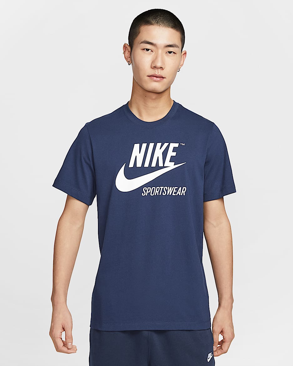 Nike Sportswear Men's T-Shirt - Midnight Navy