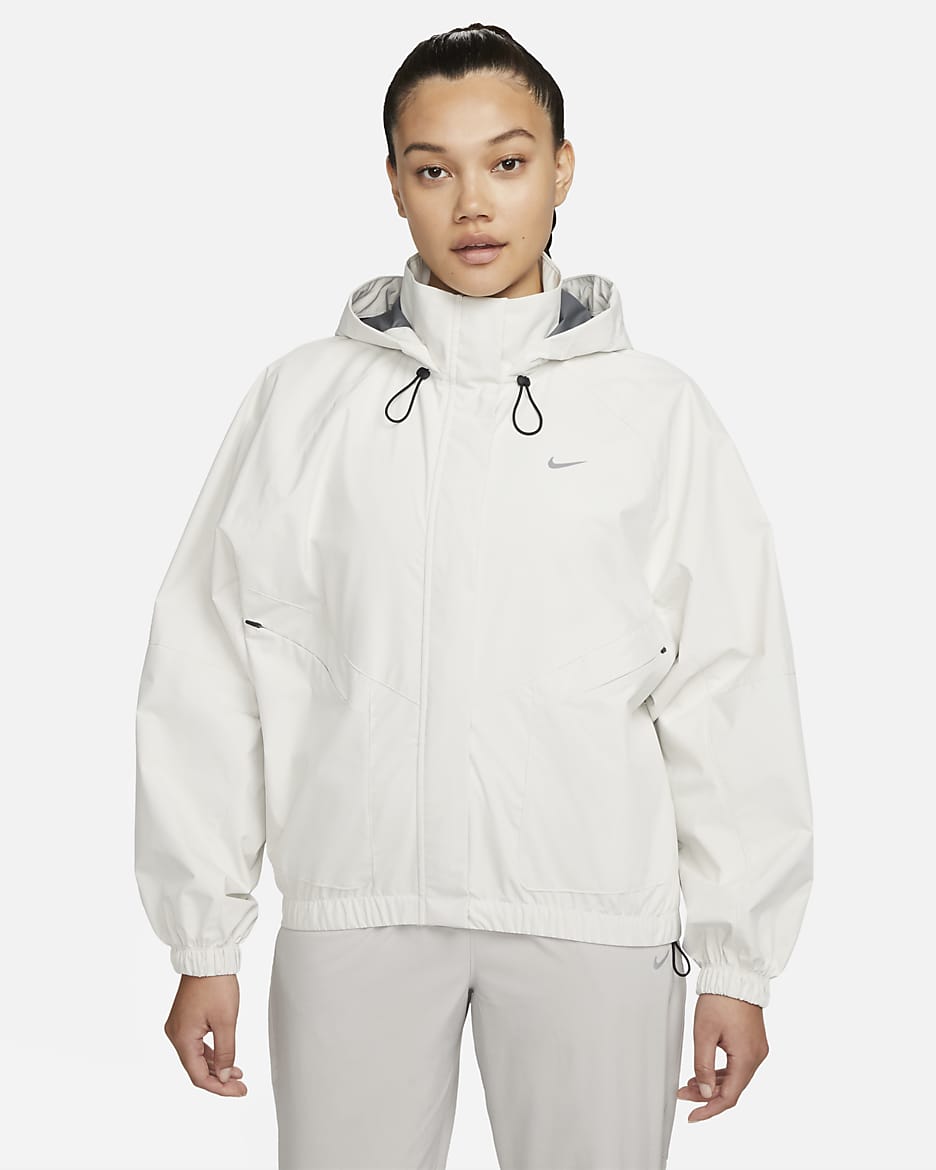 Veste de running Nike Storm-FIT Swift pour femme - Pale Ivory/Noir