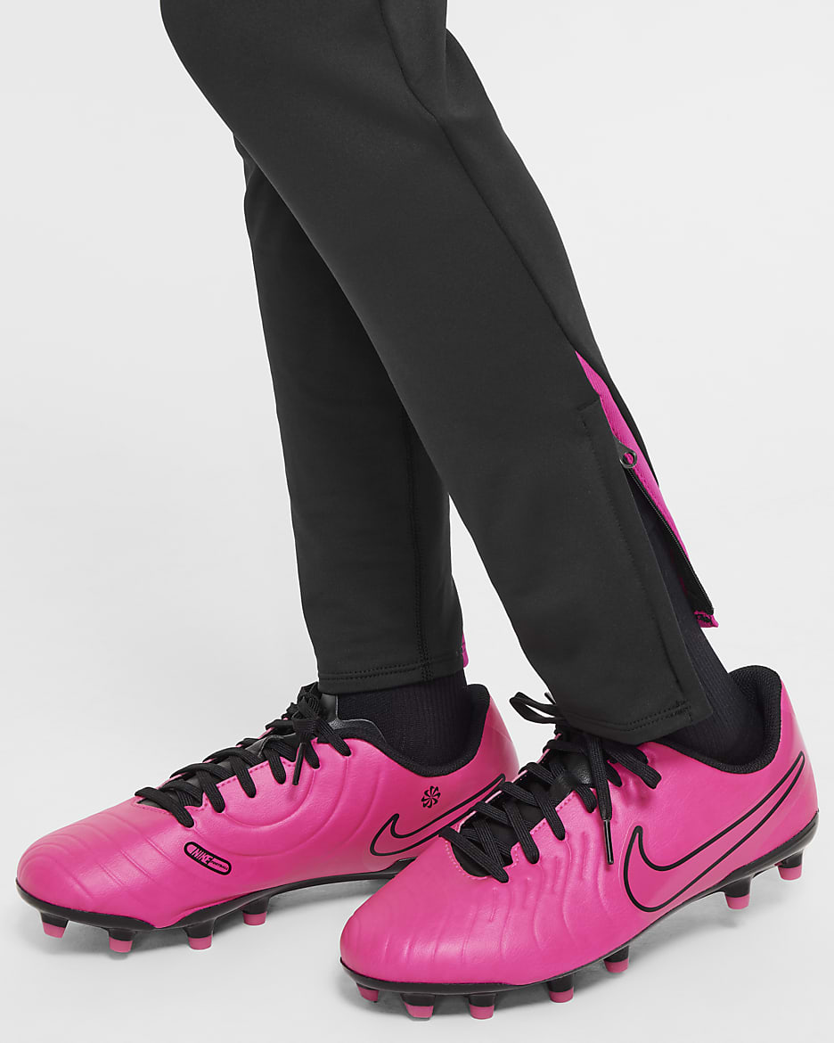 Chelsea FC Strike (tredjedrakt) Nike Dri-FIT fotballbukse til store barn - Svart/Pink Prime