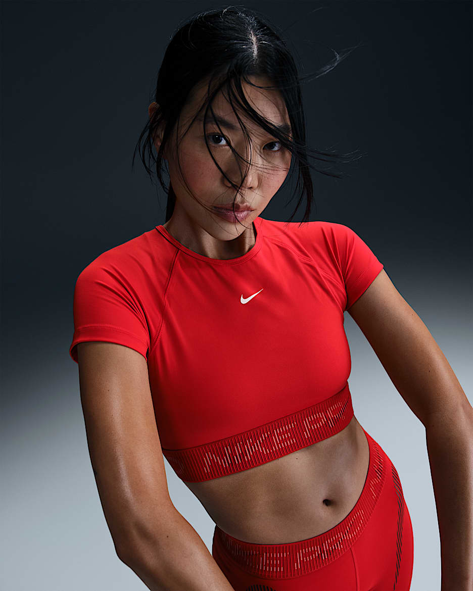 Nike Pro Women's Dri-FIT Short-Sleeve Cropped Graphic Top - University Red/Dark Team Red/Magic Ember/White