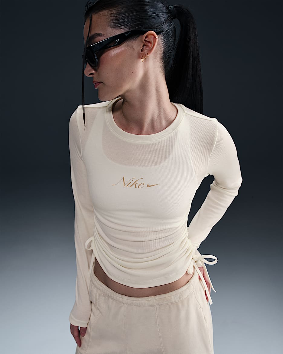 เสื้อแขนยาวเอวลอยผ้าร่องผู้หญิง Nike Sportswear - Sail/Fossil Stone