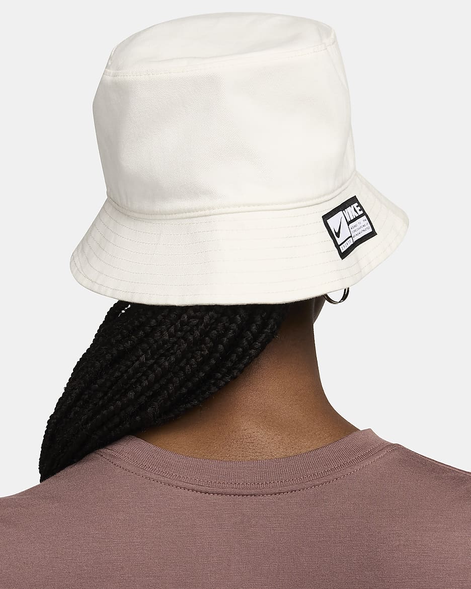 Nike Apex Reversible Bucket Hat - Sail/Black