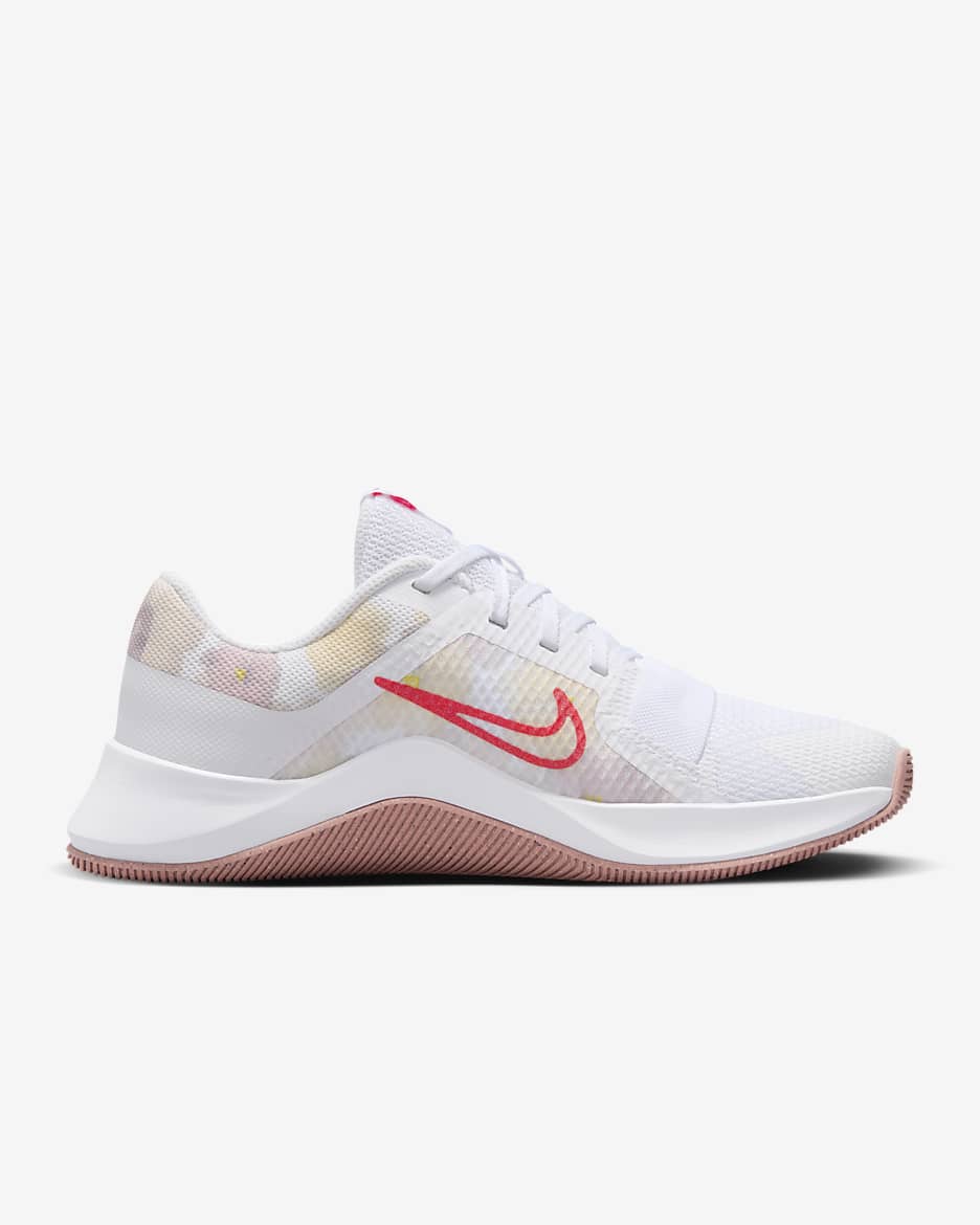 Calzado de entrenamiento para mujer Nike MC Trainer 2 Premium - Blanco/Rojo nebulosa/Brasa resplandor