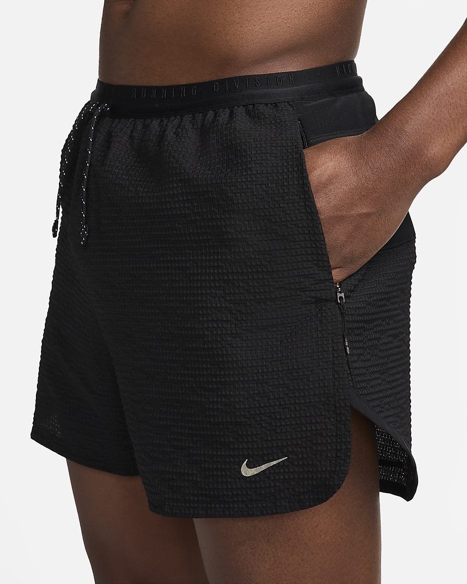 Shorts de correr Dri-FIT ADV de 10 cm con forro de ropa interior para hombre Nike Running Division - Negro