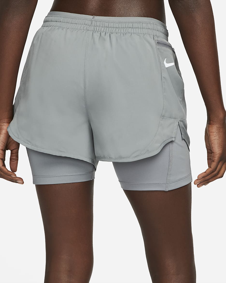 Nike Tempo Luxe 2-in-1 hardloopshorts voor dames - Smoke Grey/Smoke Grey