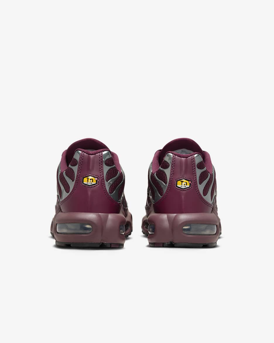 burgundy nike air max plus