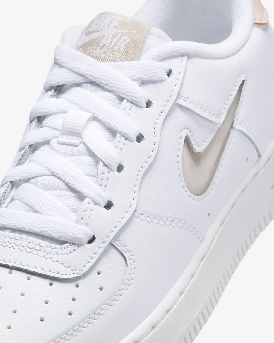 Nike Air Force 1 Older Kids' Shoes - White/Sand Drift