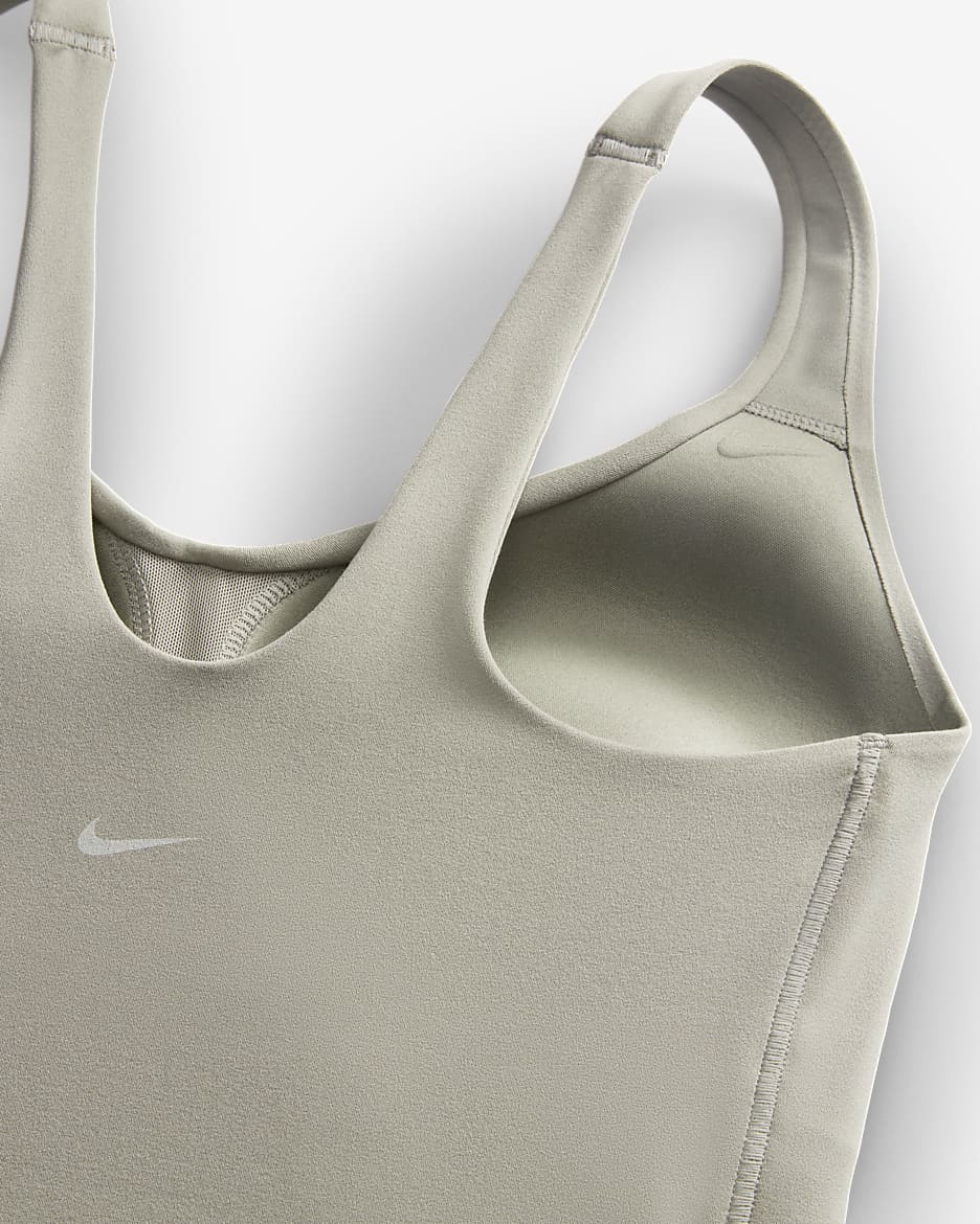 Camiseta de tirantes con bra deportivo de sujeción media con almohadillas para mujer Nike Alate - Militar claro/Blanco