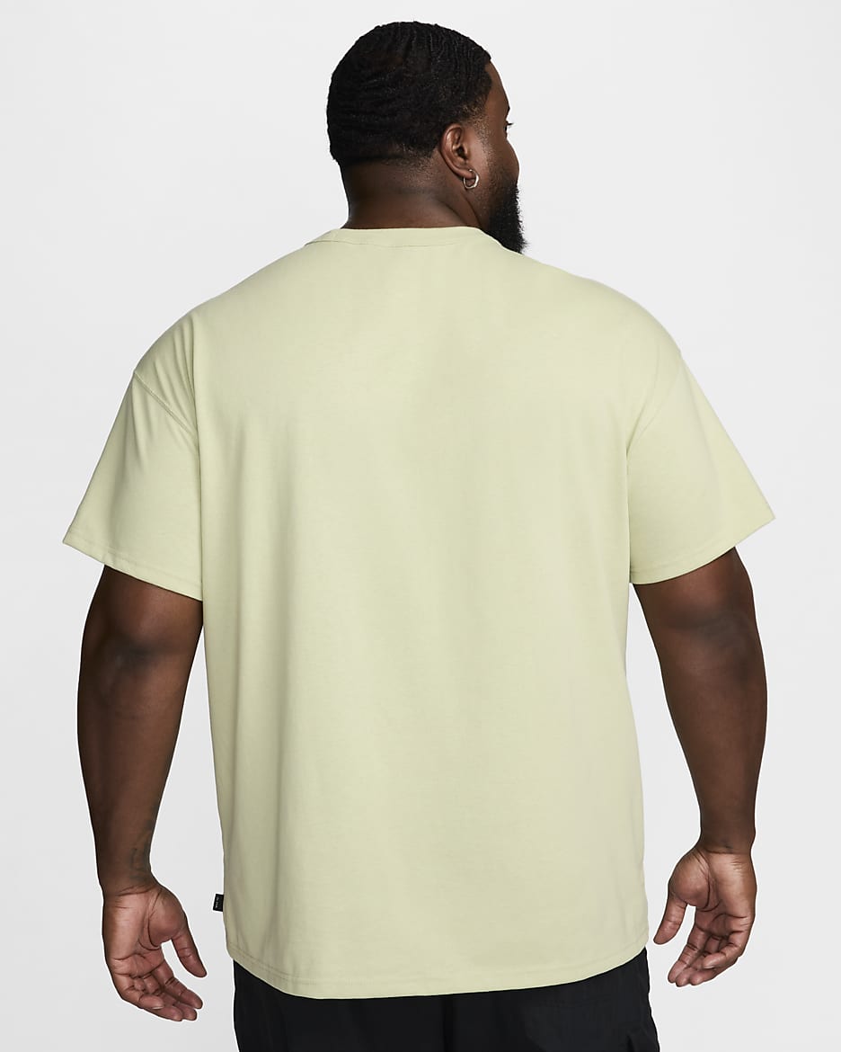 Nike Sportswear Premium Essentials Men's T-Shirt - Olive Aura