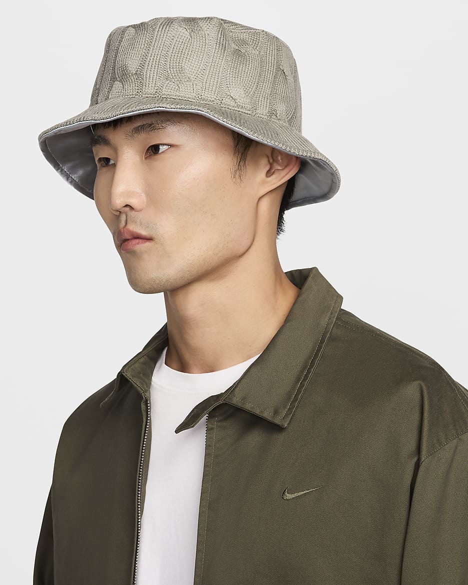 Nike Life Apex Reversible Bucket Hat - Dark Stucco/Light Pumice