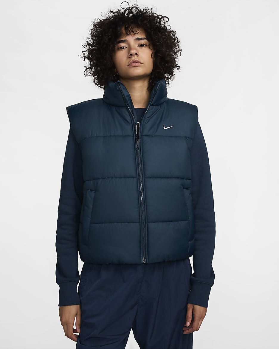 Veste sans manches ample Therma-FIT Nike Sportswear Classic Puffer pour femme - Armory Navy/Blanc