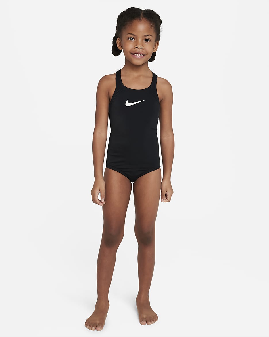 Traje de baño de una sola pieza con espalda deportiva para niña talla pequeña Nike Swim Essential - Negro