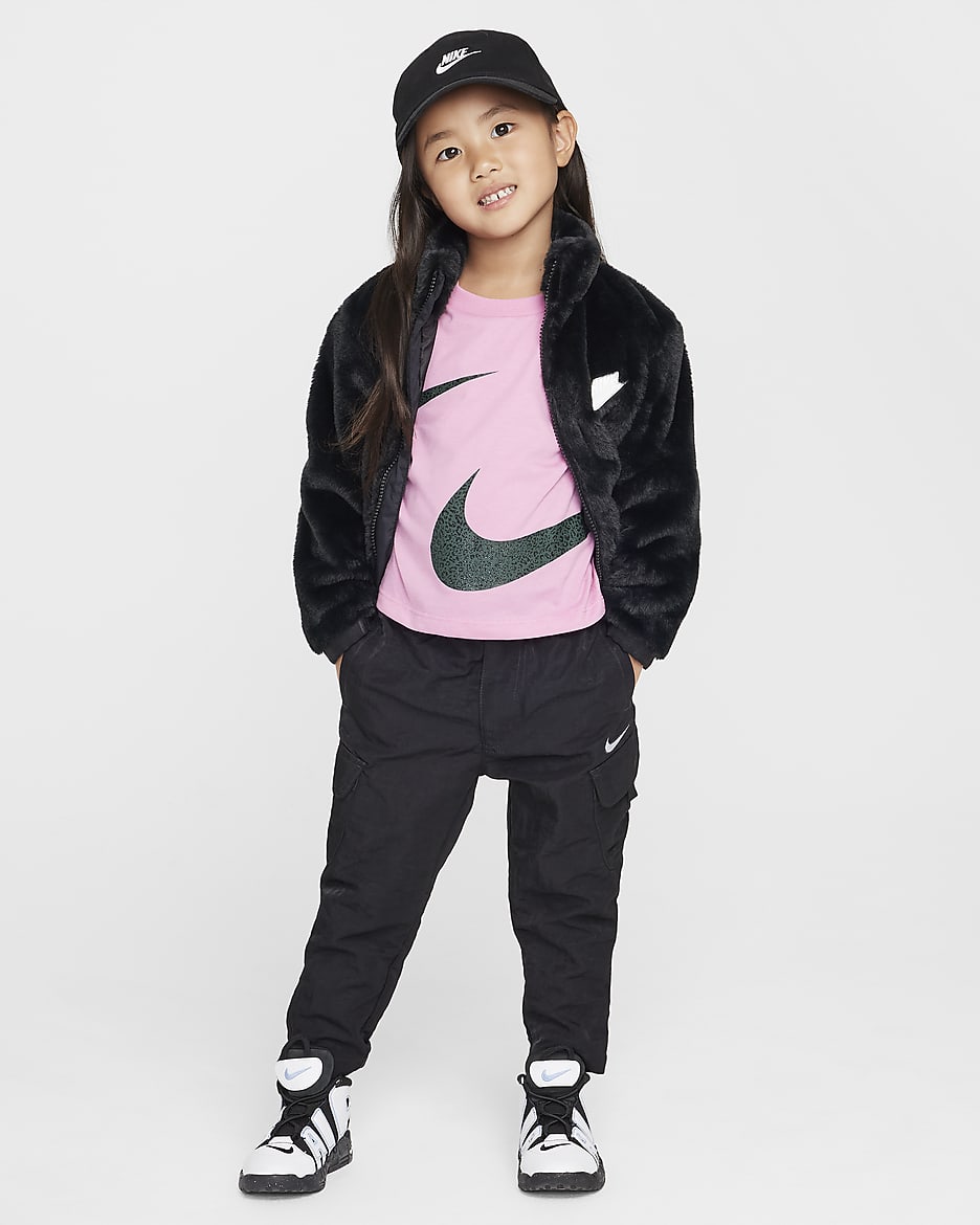 Playera para infantil Nike Swoosh Spirit - Flamenco mágico