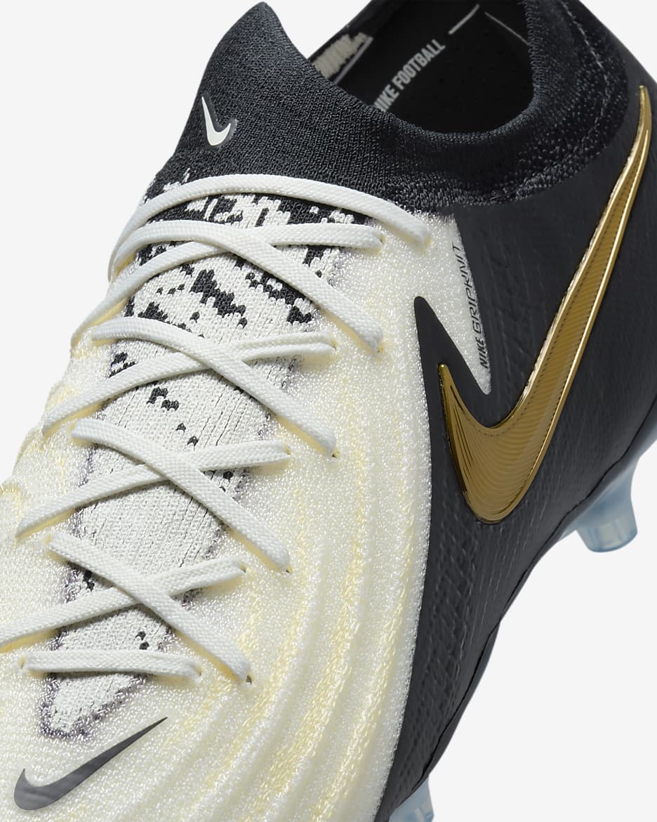 Chuteiras de futebol de perfil baixo AG Nike Phantom GX 2 Elite - Branco/Dourado Coin metalizado/Preto