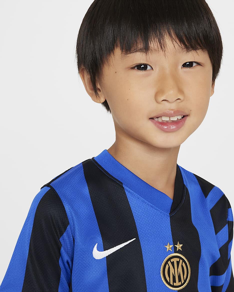 Inter Milan 2024/25 Stadium Home Younger Kids' Nike Football Replica 3-Piece Kit - Lyon Blue/Black/Lyon Blue/White