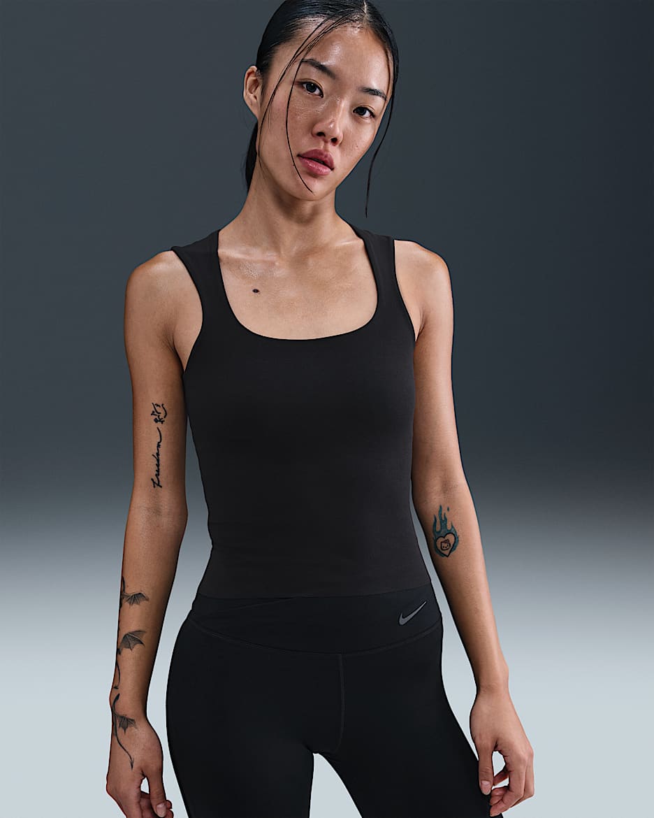 Nike Zenvy 女款 Dri-FIT 背心 - 黑色