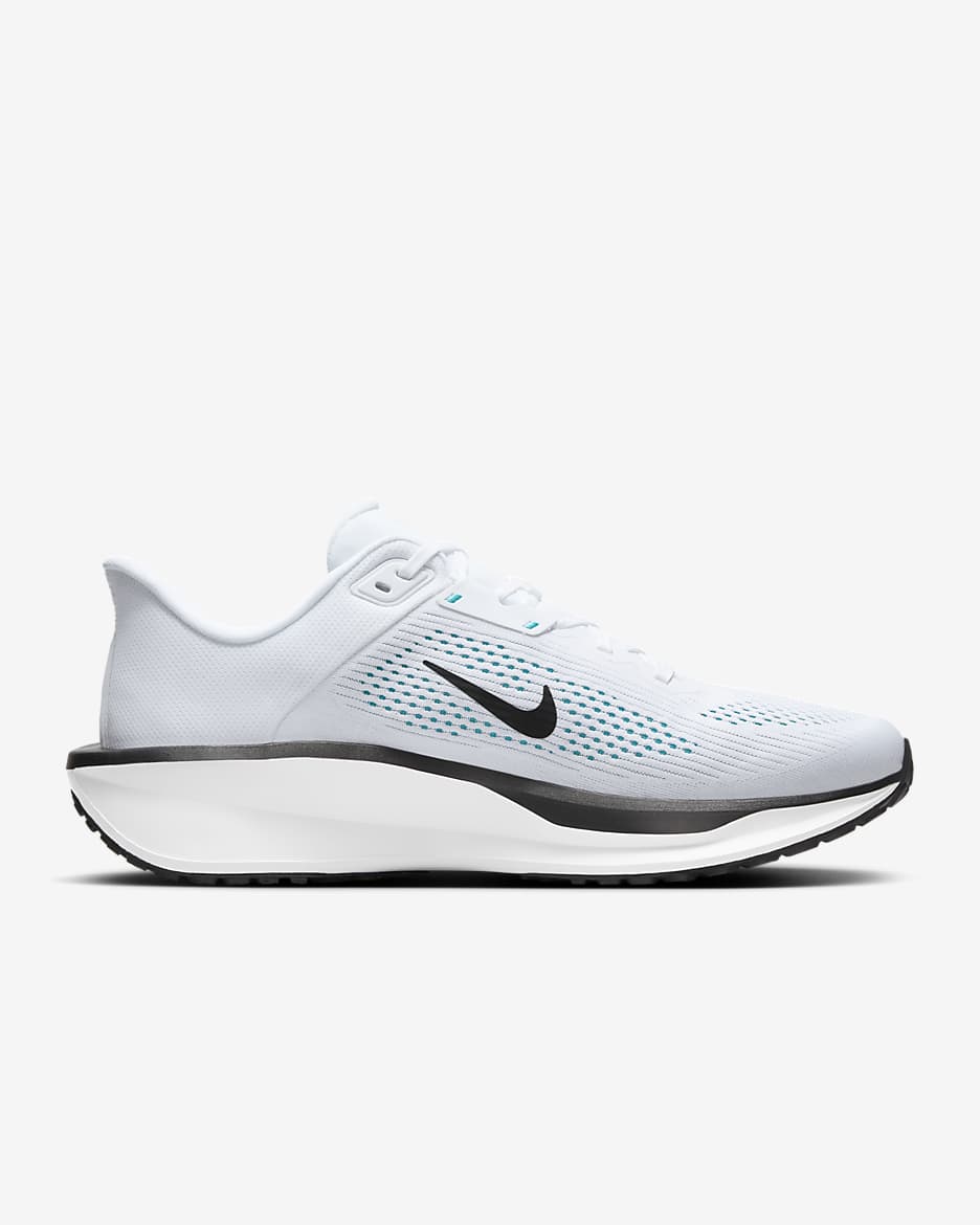 รองเท้าวิ่งโร้ดรันนิ่งผู้ชาย Nike Quest 6 - ขาว/Dusty Cactus/ดำ