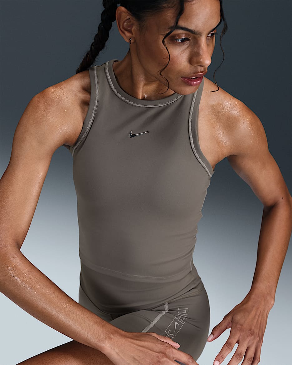 Nike One Fitted Dri-FIT Kurztanktop (Damen) - Cave Stone
