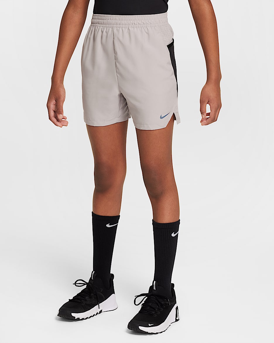Nike Multi Tech Older Kids' Dri-FIT Woven Shorts - College Grey/Black