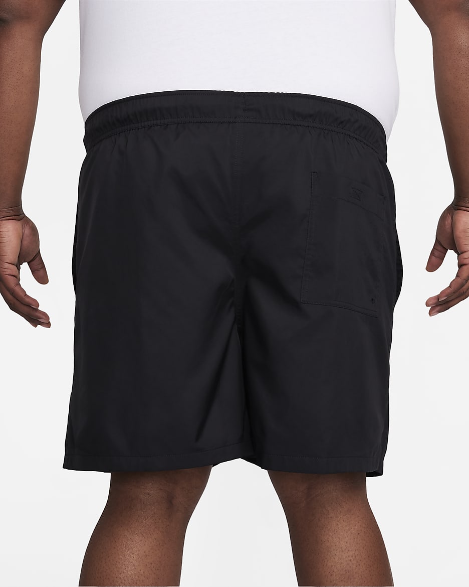 Shorts Flow in tessuto Nike Club – Uomo - Nero/Bianco