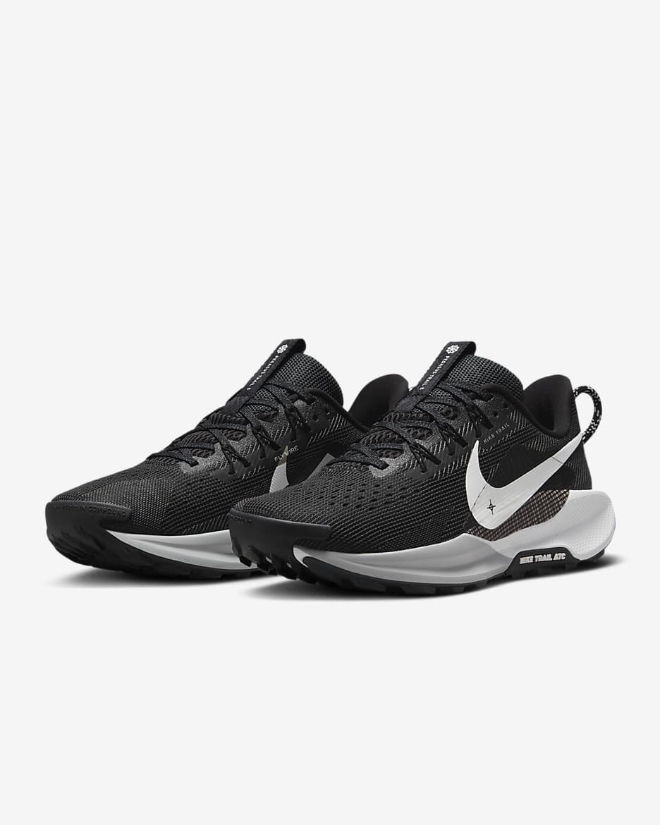 Chaussure de trail Nike Pegasus Trail 5 pour femme - Noir/Anthracite/Wolf Grey/Blanc