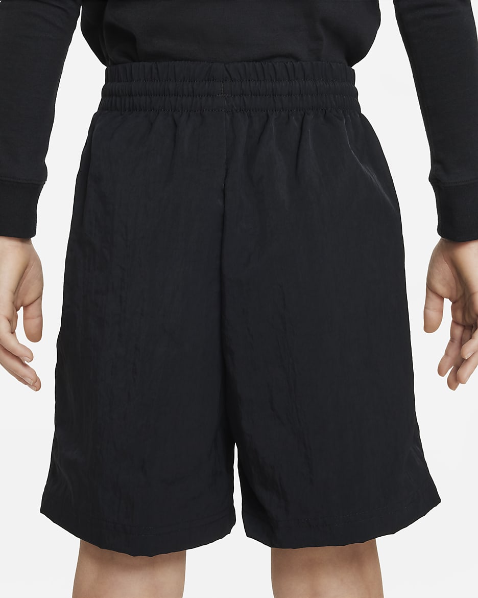 Nike Outdoor Play Older Kids' Woven Shorts - Black/Black