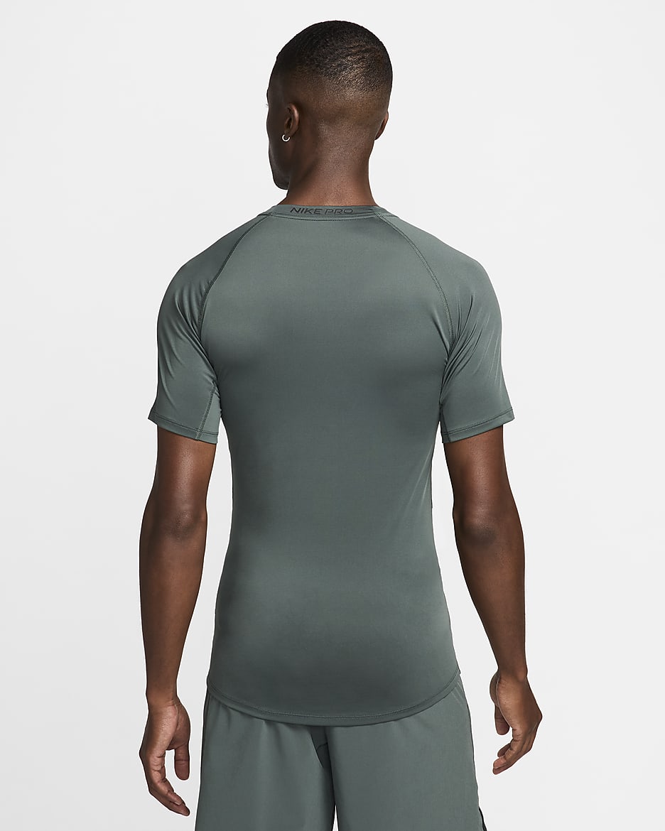 Pánské přiléhavé fitness tričko Dri-FIT Nike Pro s krátkým rukávem - Vintage Green/Černá