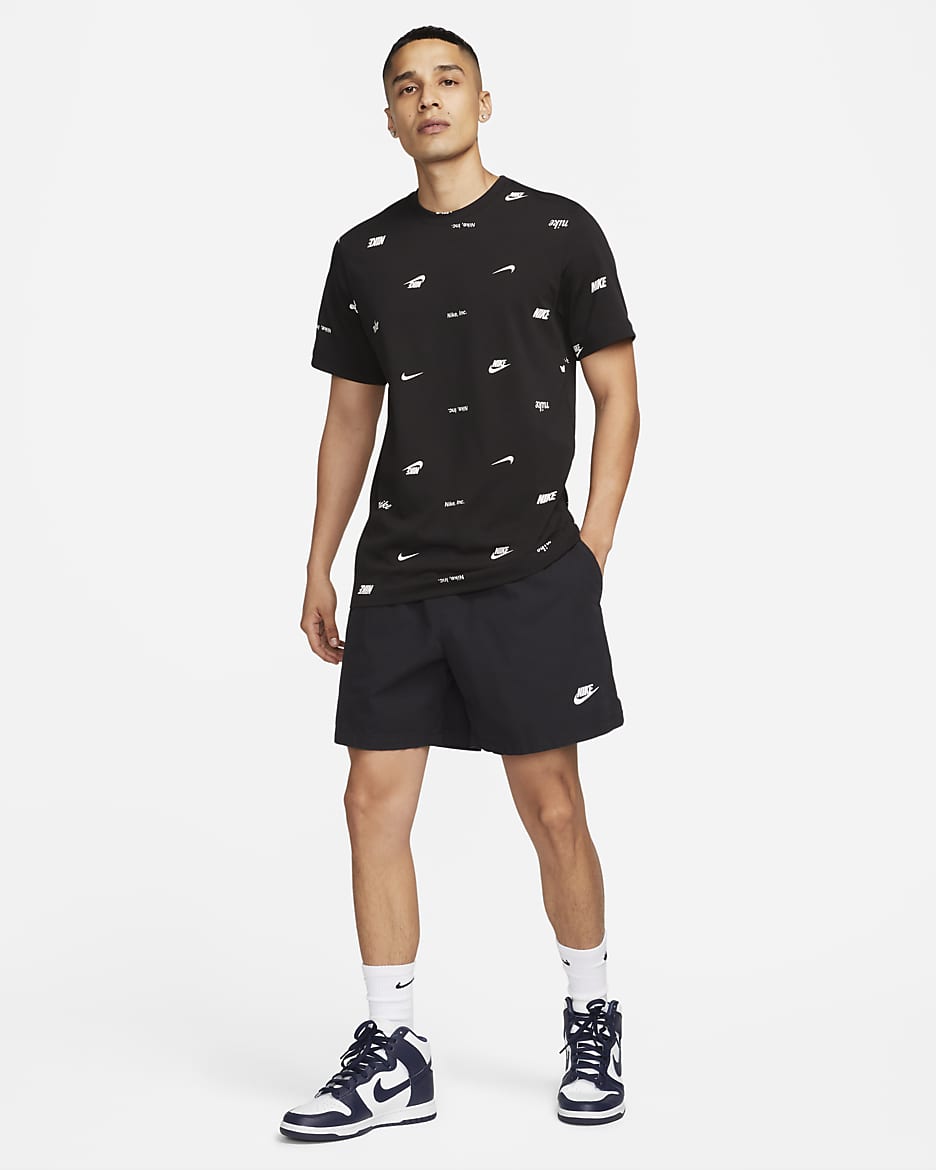 Playera con estampado en toda la prenda para hombre Nike Club - Negro