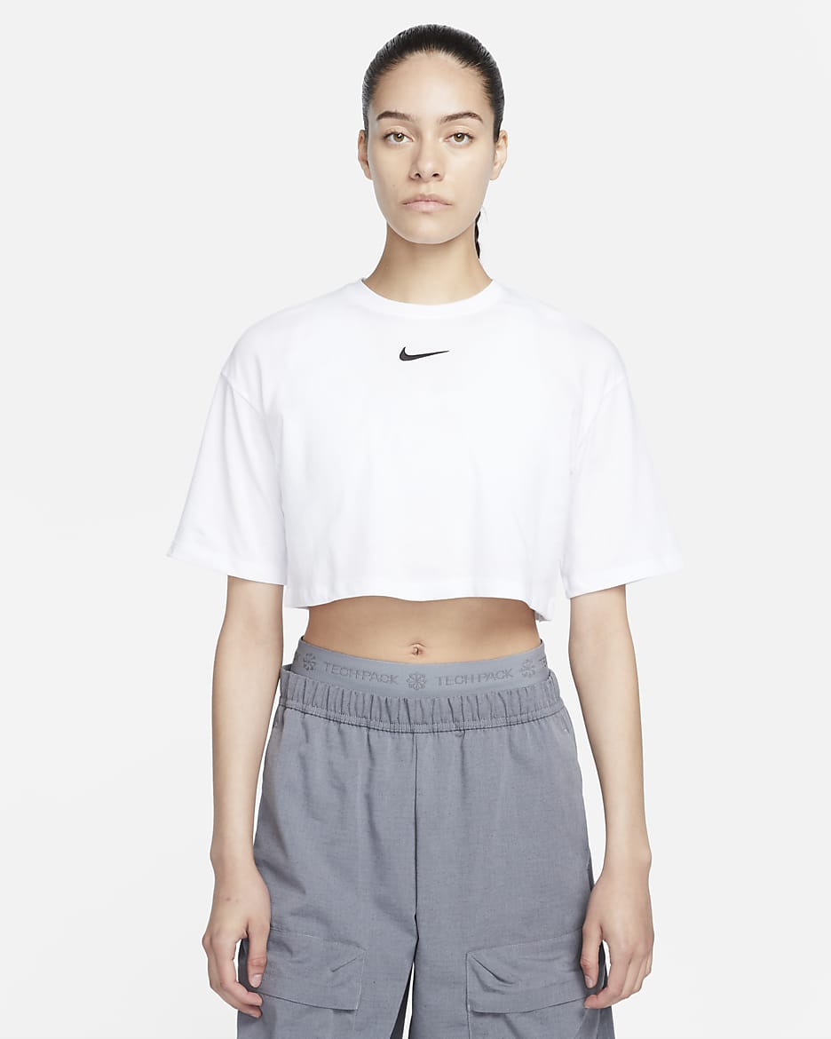 Nike Sportswear Women's Cropped T-Shirt - White/Black