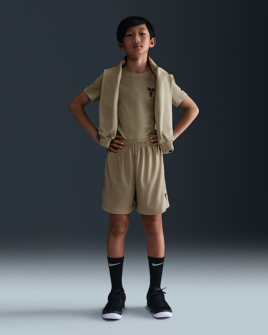 Kobe Older Kids' Dri-FIT Shorts - Desert Khaki/Desert Khaki/Black