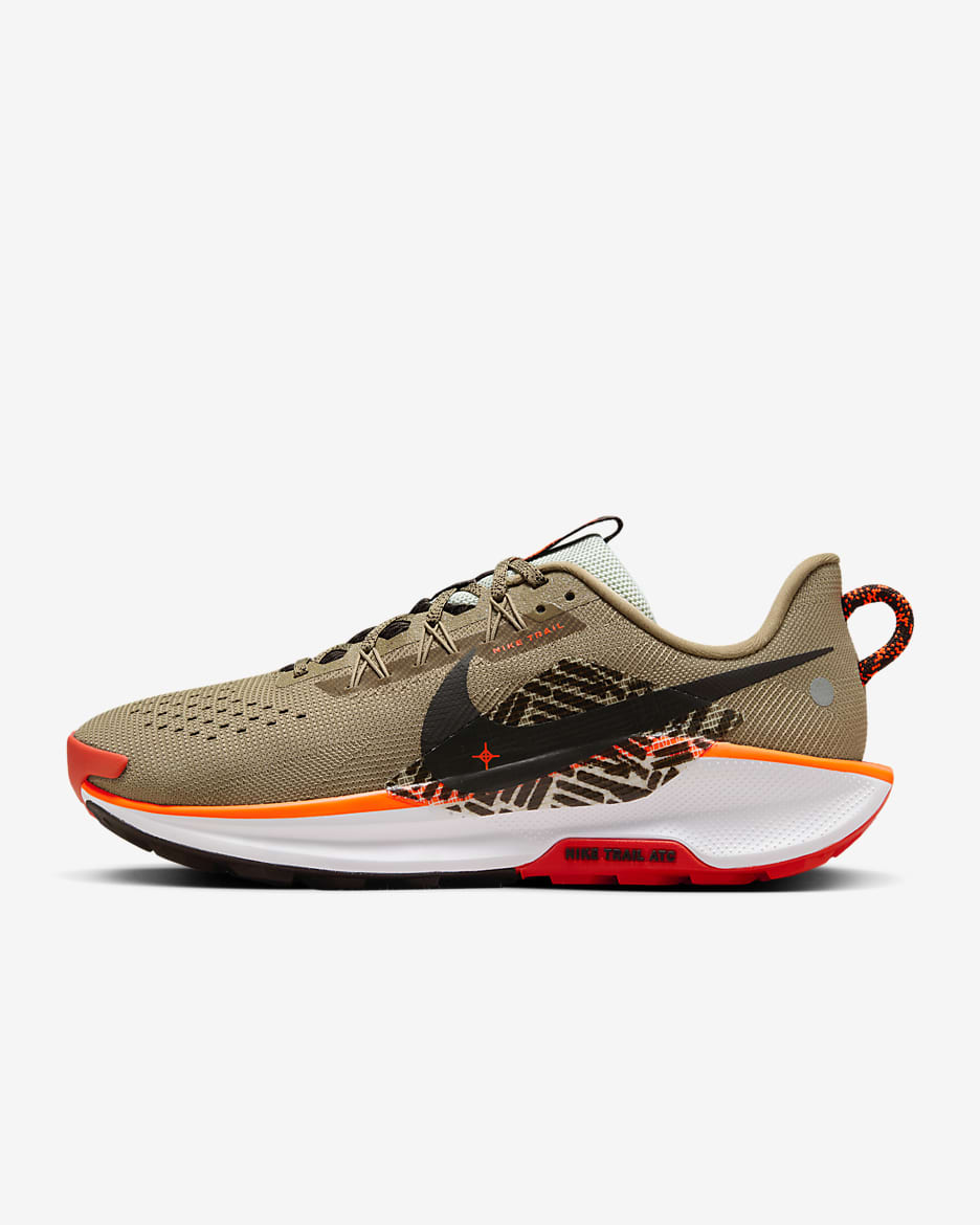 Tenis de trail running para hombre Nike Pegasus Trail 5 - Caqui/Hipercarmesí/Coral vintage/Marrón terciopelo