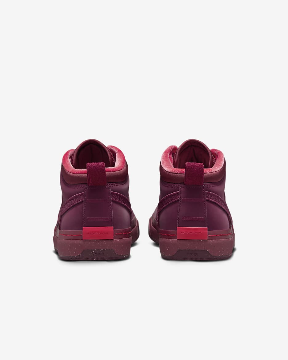 Nike SB React Leo Premium Skate Shoes - Dark Beetroot/Team Red/Picante Red/Dark Beetroot