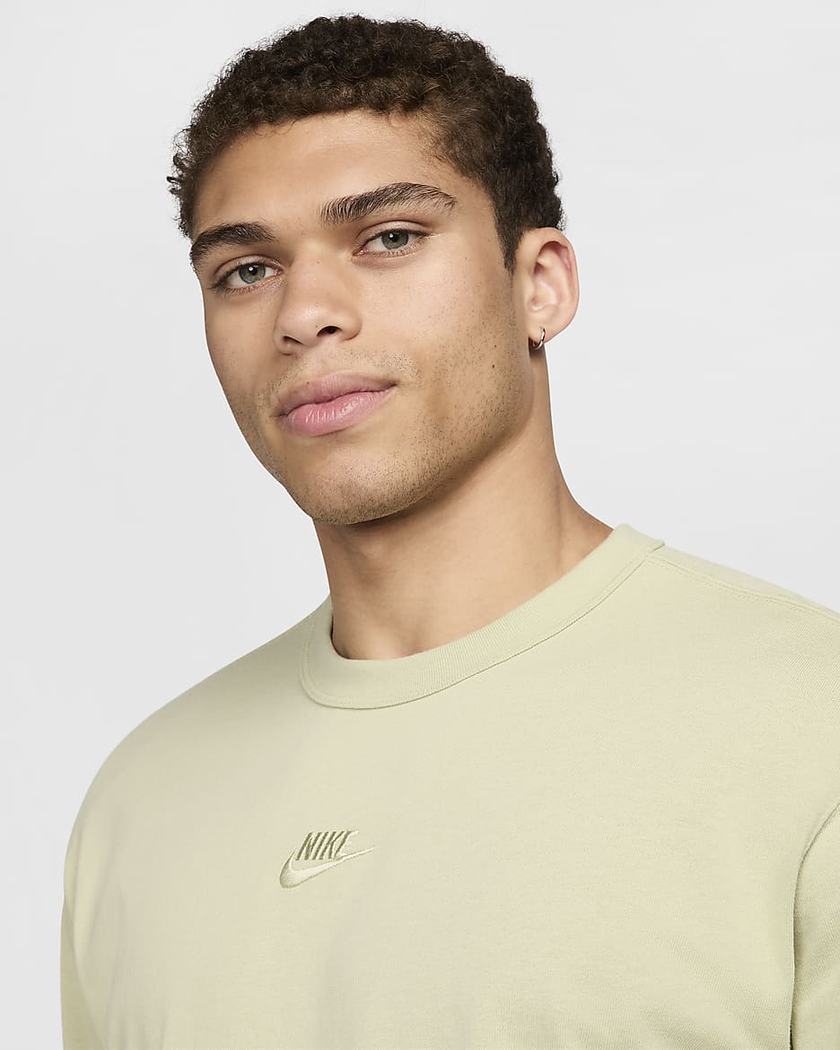 Nike Sportswear Premium Essentials Men's T-Shirt - Olive Aura