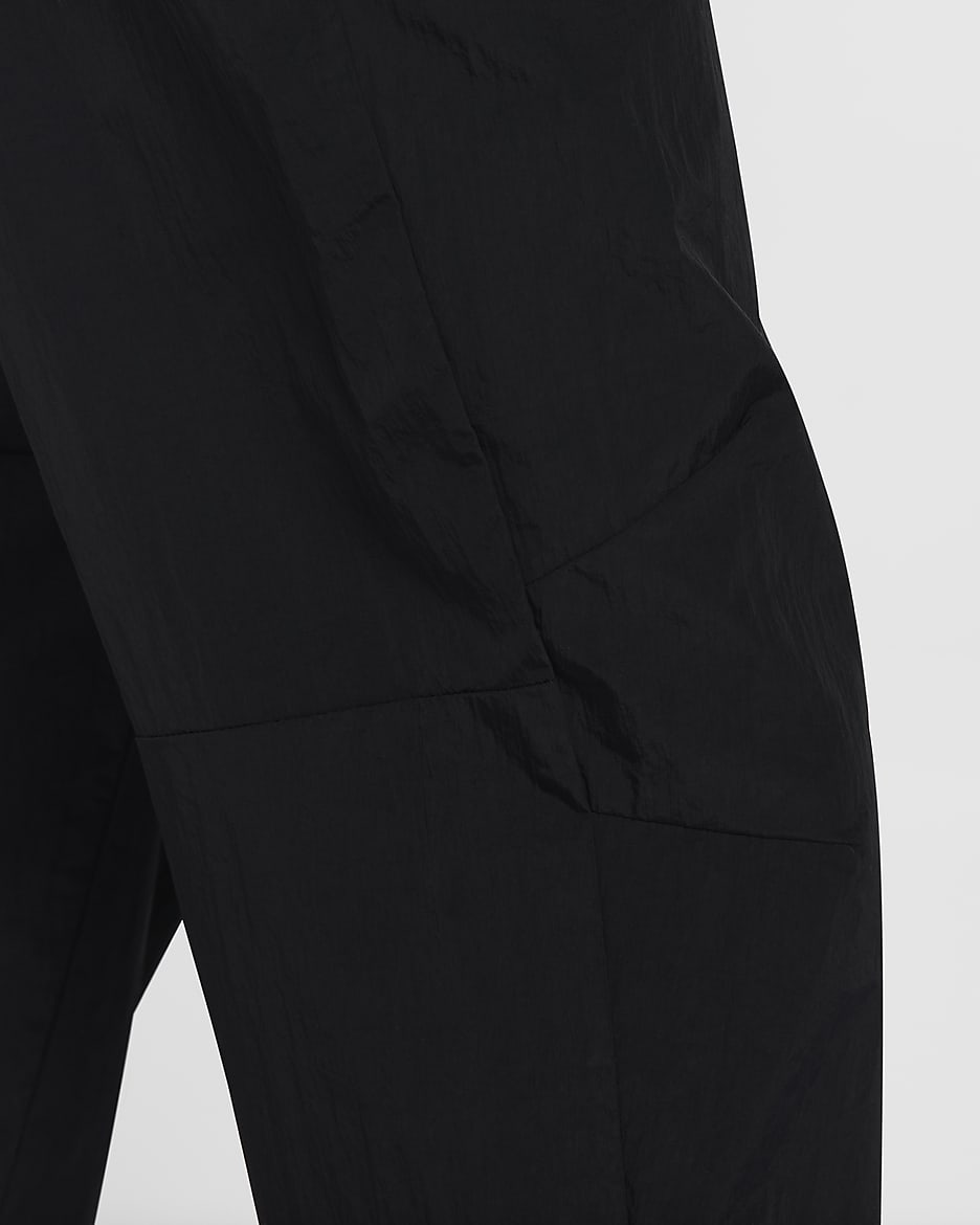 Nike Tech Men's Woven Straight-Leg Trousers - Black/Black