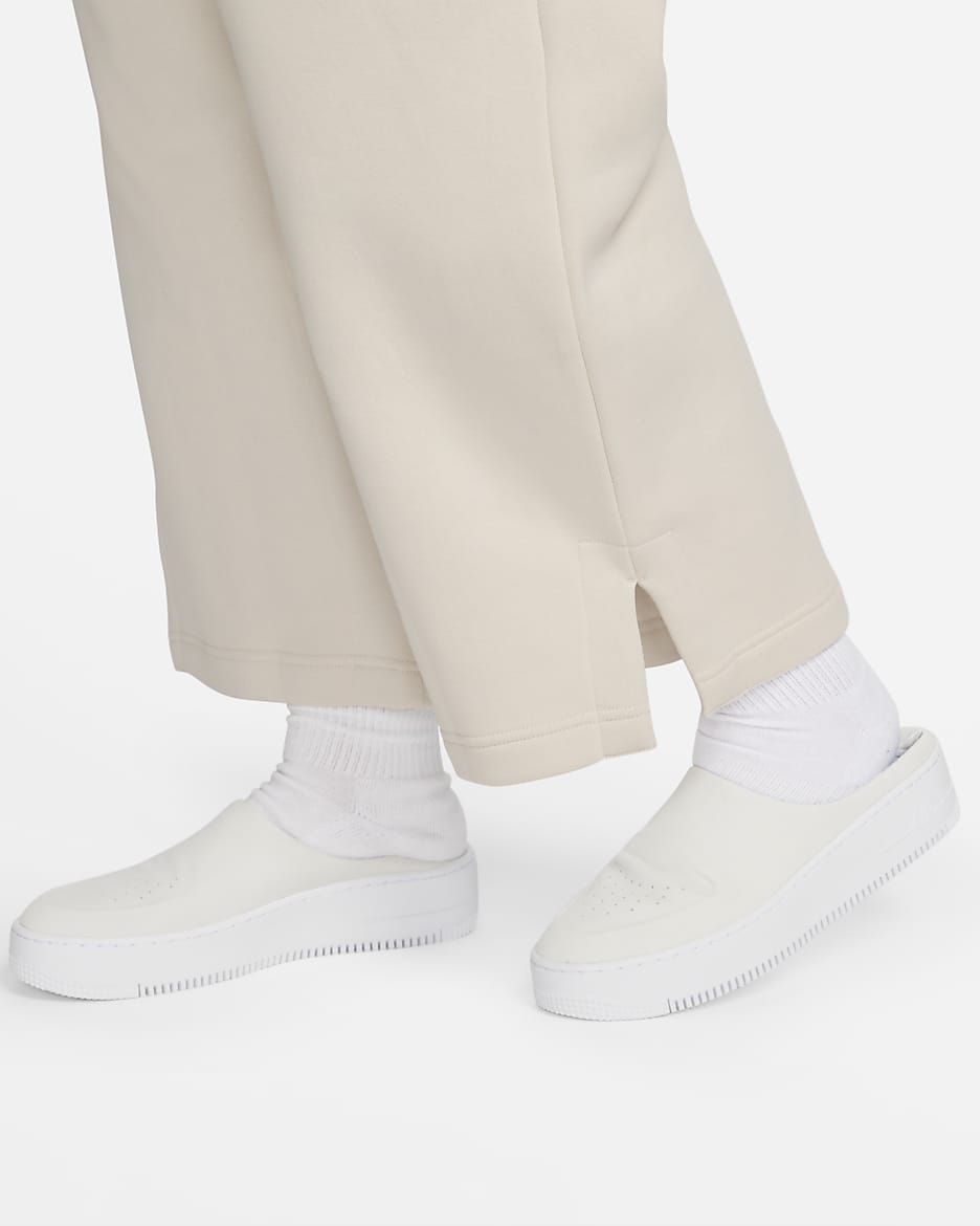 Pantalon de survêtement à taille haute et coupe ample au niveau des jambes Nike Sportswear Phoenix Fleece pour femme (grande taille) - Light Orewood Brown/Sail