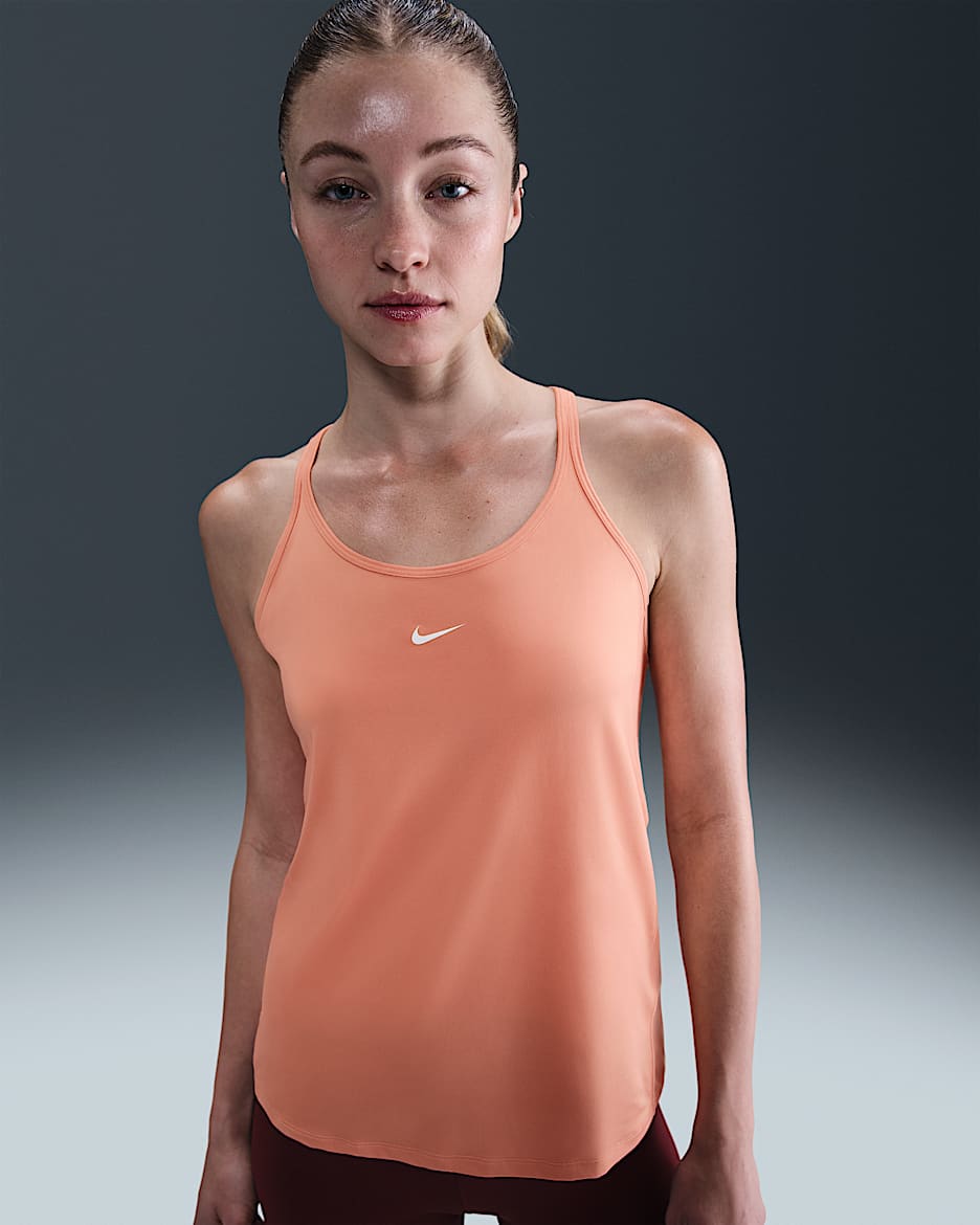 Nike One Classic tanktop met bandjes en Dri-FIT voor dames - Apricot Agate/Wit