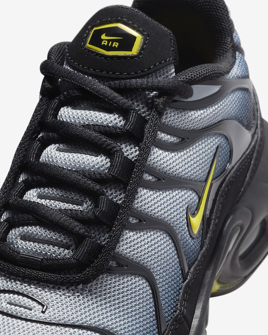 Nike Air Max Plus gyerekcipő - Fekete/Wolf Grey/Opti Yellow