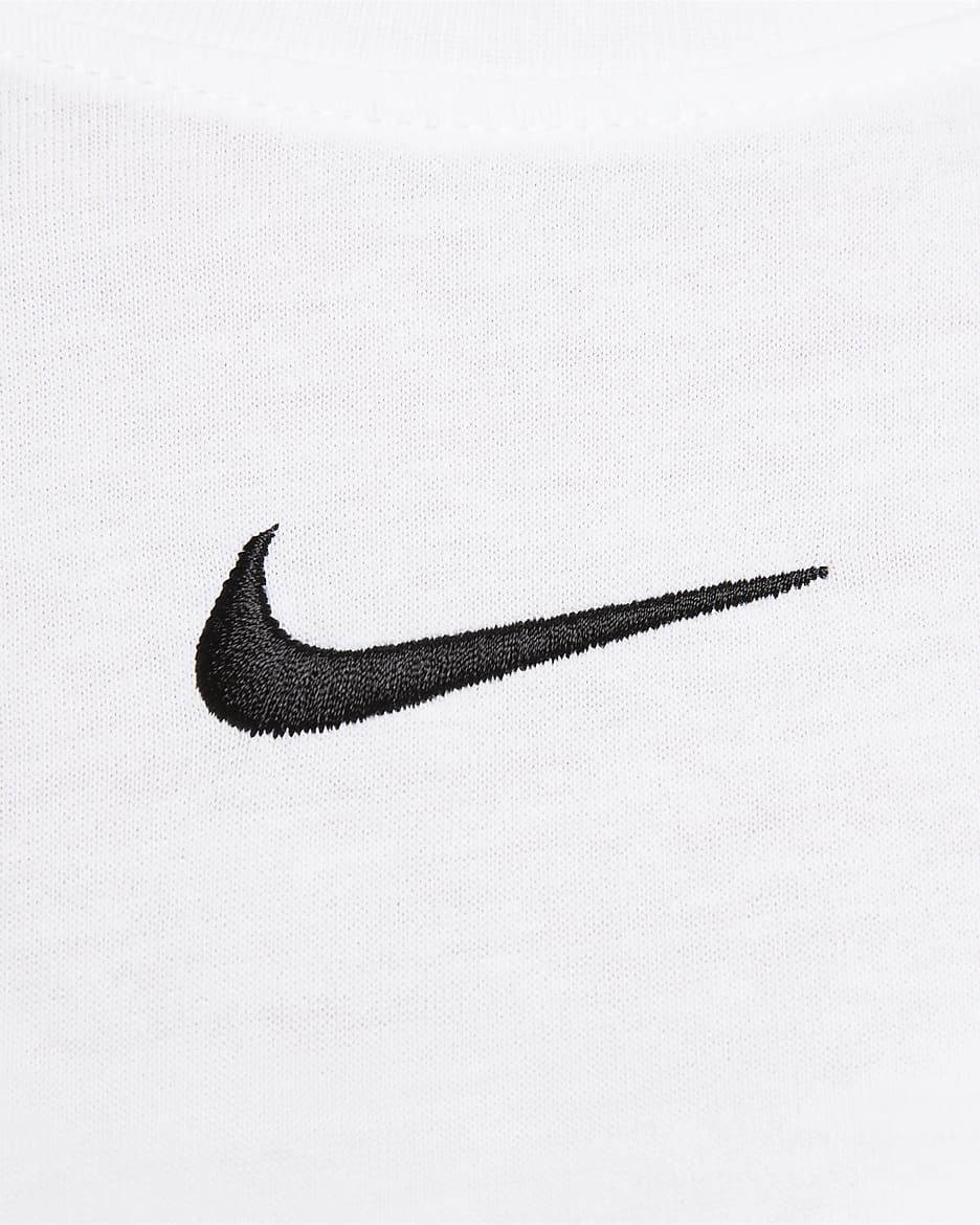 Γυναικείο T-Shirt σε πιο κοντό μήκος Nike Sportswear - Λευκό/Μαύρο