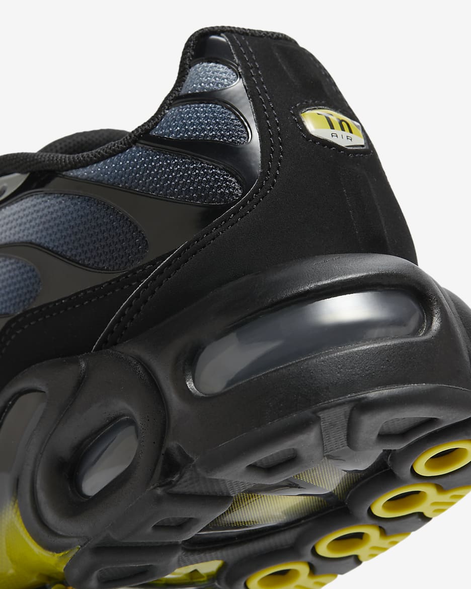 Nike Air Max Plus Older Kids' Shoes - Black/Wolf Grey/Opti Yellow