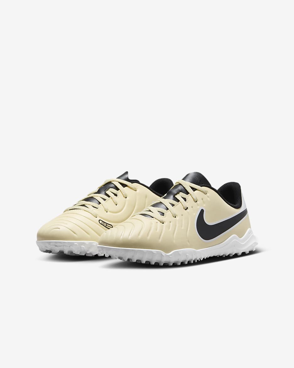 Chaussure de foot basse pour surface synthétique Nike Jr. Tiempo Legend 10 Club pour enfant/ado - Lemonade/Metallic Gold Coin/Noir