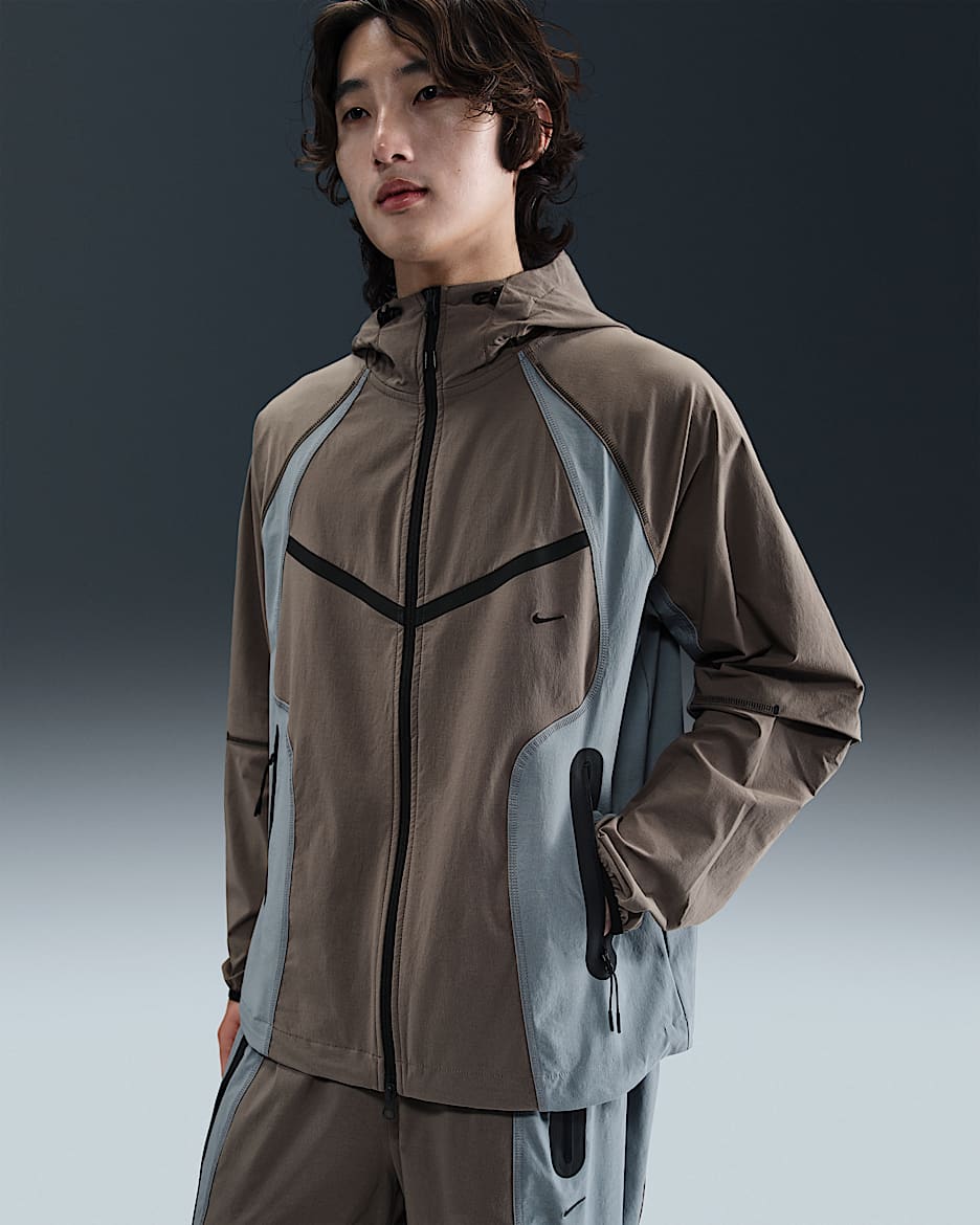 ナイキ テック メンズ Dri-FIT ウーブン カラーブロック ウィンドランナー オーバーサイズド ジャケット - ケイブストーン/クールグレー/ブラック
