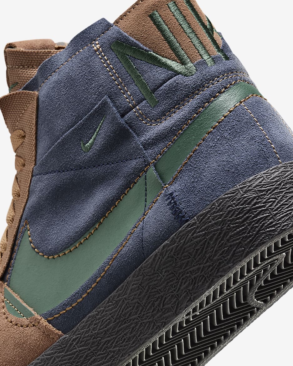 Chaussure de skateboard Nike SB Zoom Blazer Mid Premium - Legend Dark Brown/Obsidian/Light British Tan/Fir