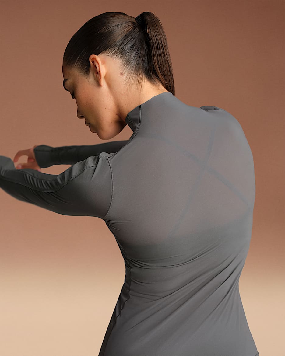 NikeSKIMS Weightless Layers Women's Mock-Neck Long-Sleeve Top