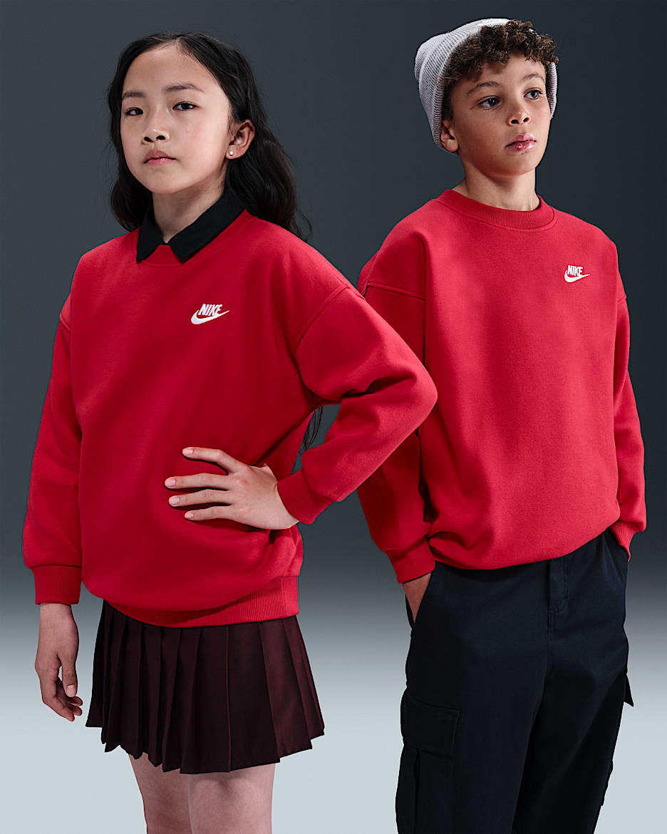 Nike Sportswear Club Fleece Older Kids' Oversized Sweatshirt - University Red/White