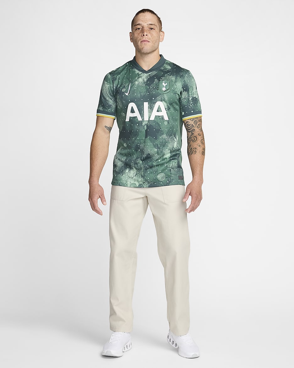 Tottenham Hotspur 2024/25 Stadyum Üçüncü Nike Dri-FIT Erkek Futbol Taraftar Forması - Enamel Green/Bicoastal/Beyaz