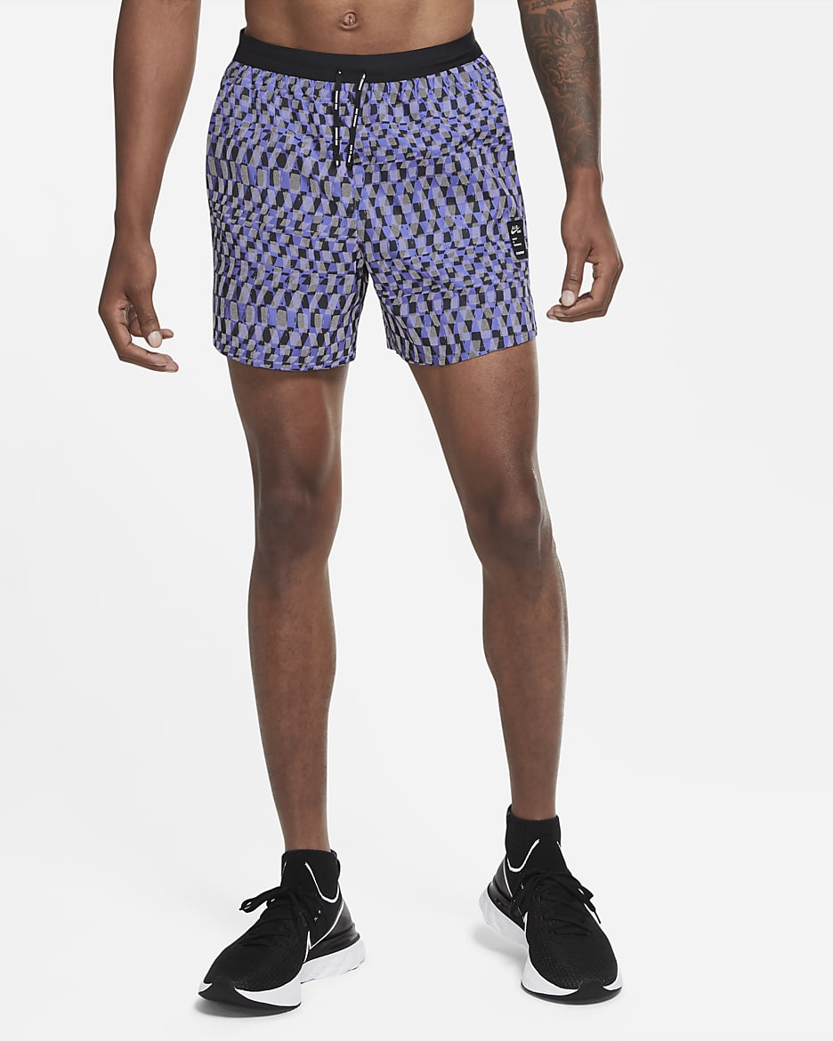 Short de running Nike Flex Stride A.I.R. Short de running Chaz Bear pour Homme - Rush Violet/Noir